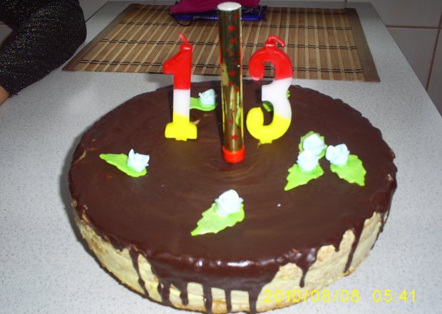 Fotografia przedstawiająca Tort na urodziny 13