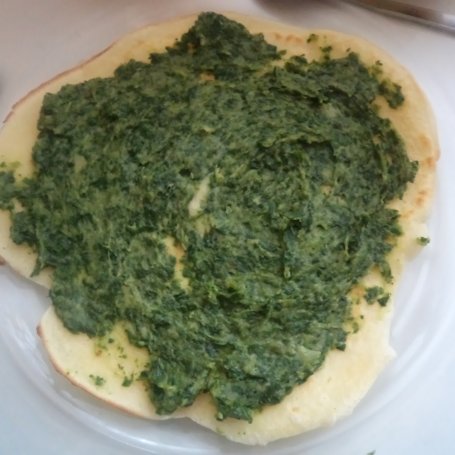Krok 6 - Tort naleśnikowy z tuńczykiem i szpinakiem :) foto