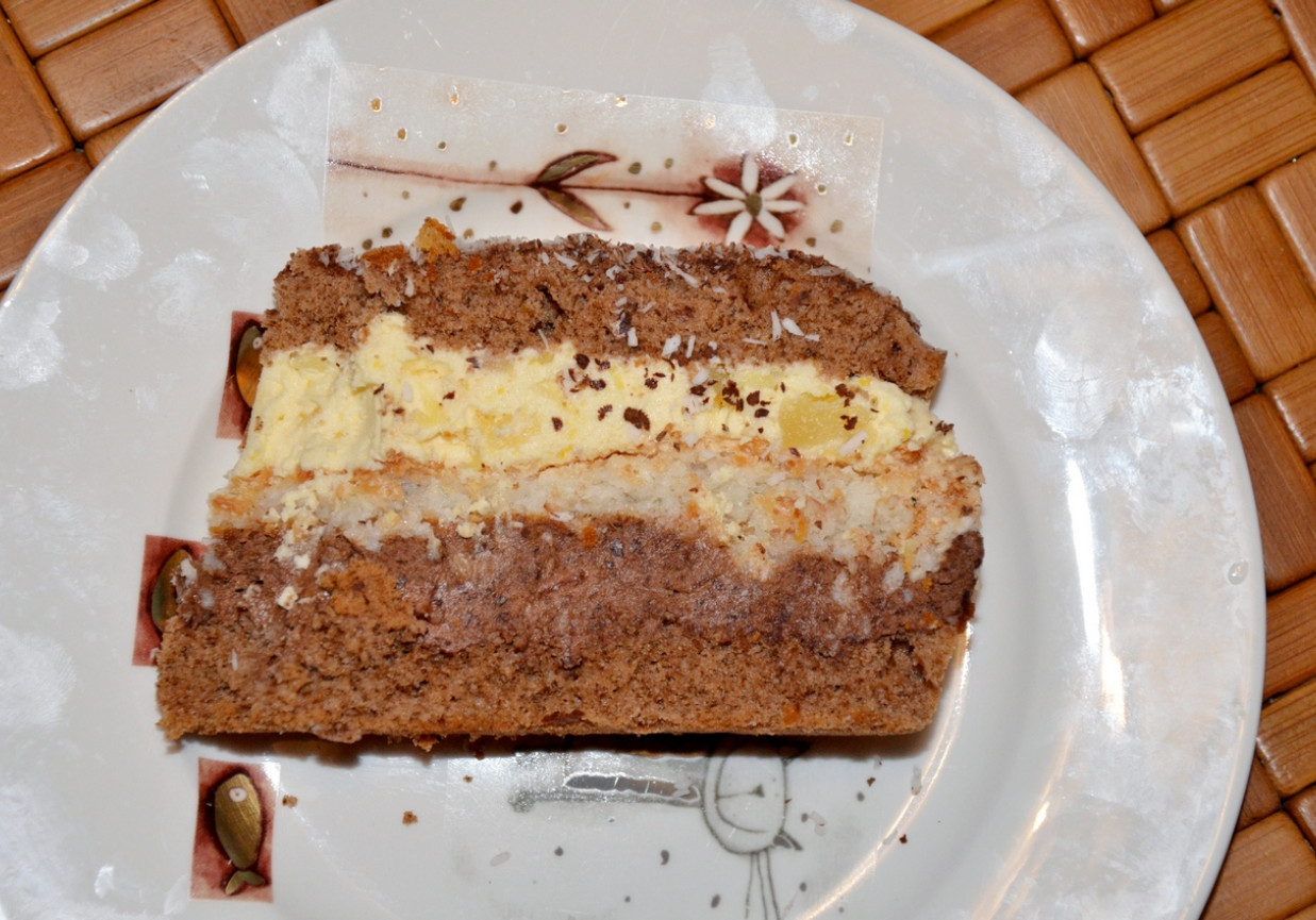 Tort orzechowo-czekoladowy foto