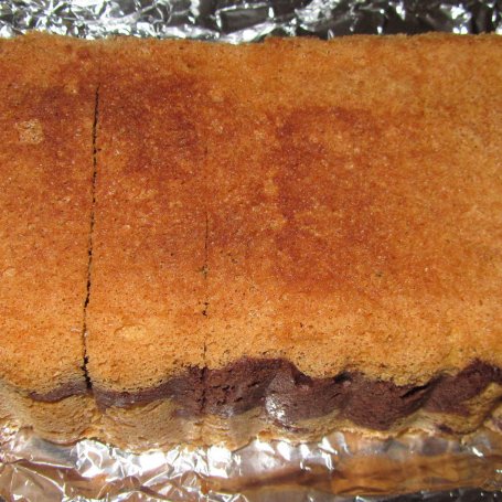 Krok 1 - Tort piesek z masą orzechowo - czekoladową foto