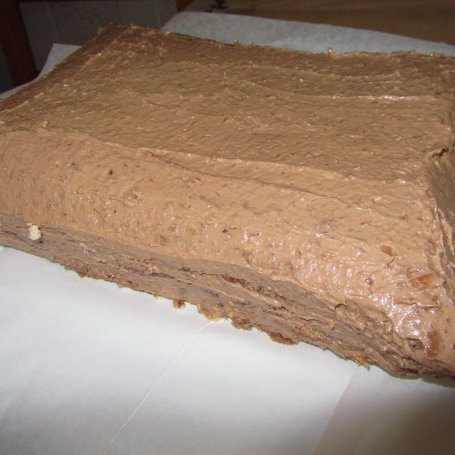 Krok 11 - Tort piesek z masą orzechowo - czekoladową foto