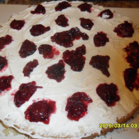 Krok 3 - Tort smerfuś na szybko foto
