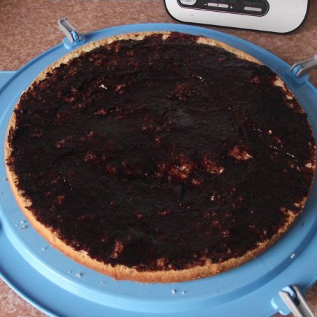 Krok 4 - Tort śmietankowy z bezą makowo-kokosową i oreo foto