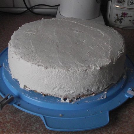 Krok 6 - Tort śmietankowy z bezą makowo-kokosową i oreo foto