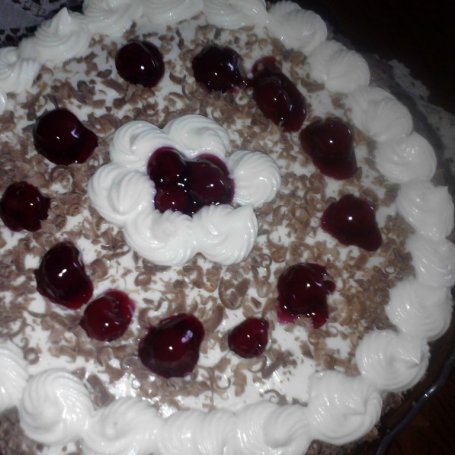 Krok 5 - Tort śmietanowo-wiśniowy foto
