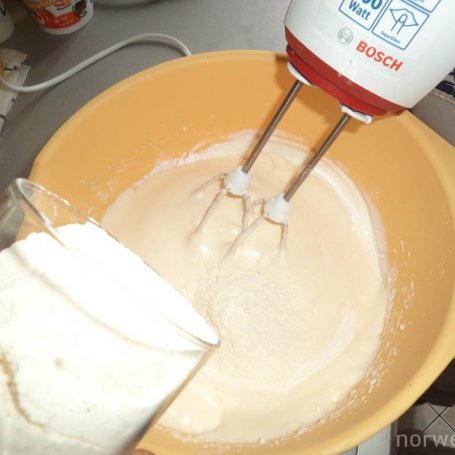 Krok 4 - Tort Tiramisu :) foto