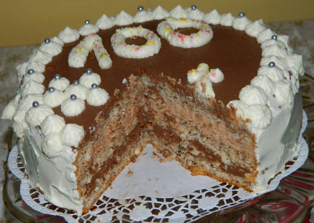 Fotografia przedstawiająca Tort "trzy czekolady"