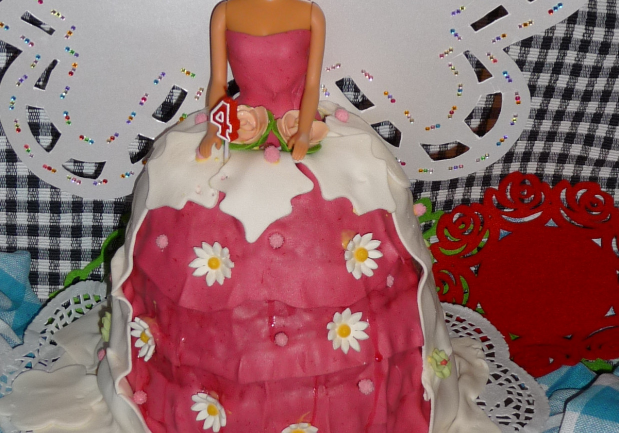 Tort urodzinowy - barbi  foto
