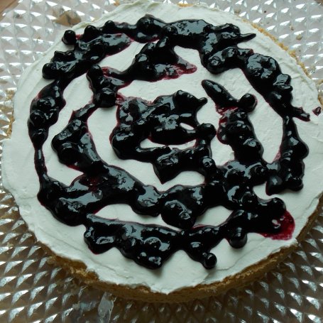 Krok 5 - Tort z jagodami foto