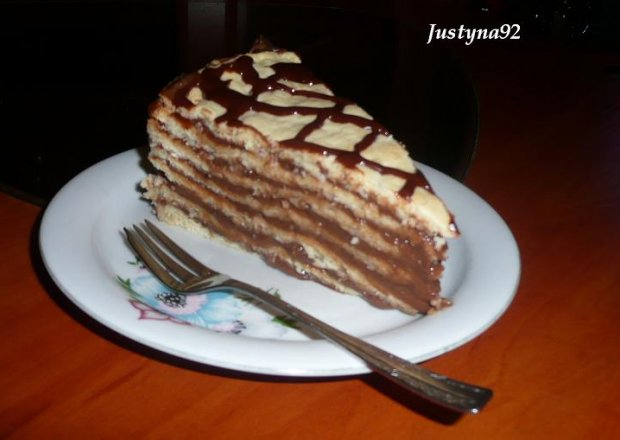 Fotografia przedstawiająca Tort z kremem czekoladowym