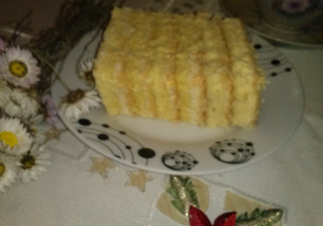 Tort z kremem kokosowym i kajmakiem foto