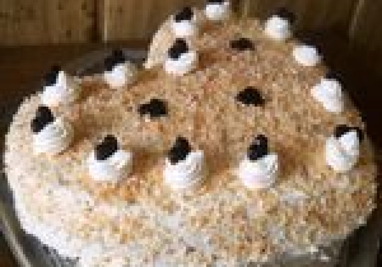Tort z kremem śmietanowo-migdałowo-kokosowo-czekoladowym foto
