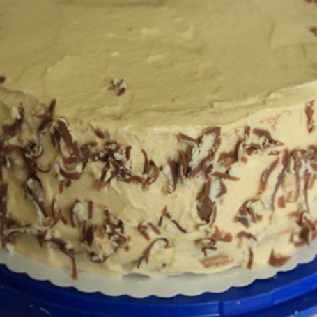 Krok 8 - Tort z limoncello i bezą kokosową foto