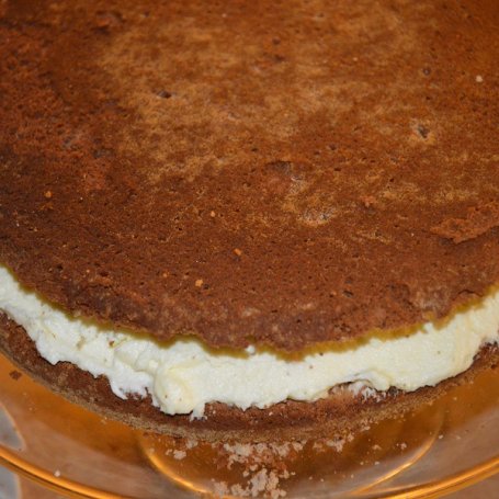 Krok 11 - Tort z orzechami włoskimi foto