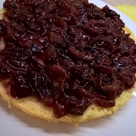 Krok 3 - Tort z truskawkami i kiwi Zewy foto