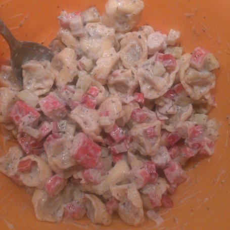 Krok 4 - tortellini z surimi foto