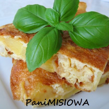 Krok 8 - Tortilla de patatas, czyli hiszpański omlet z ziemniakami foto