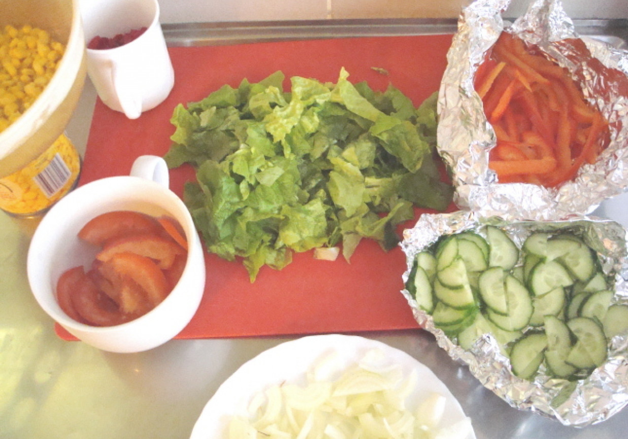 Tortilla domowa, zdrowa, smaczna i pożywna ;) foto