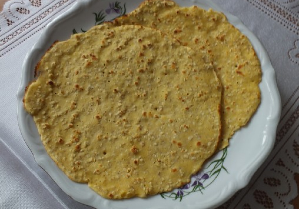 Tortilla jęczmienno - kukurydziana foto