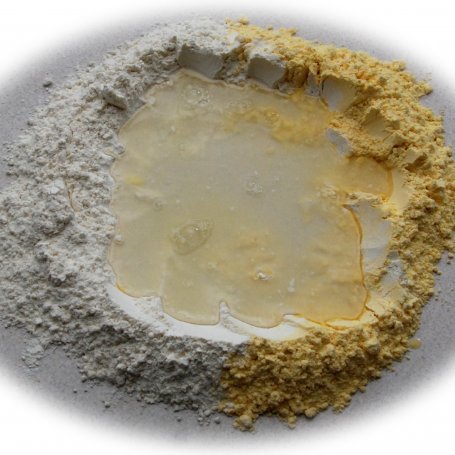 Krok 2 - Tortilla pszenno-kukurydziana foto