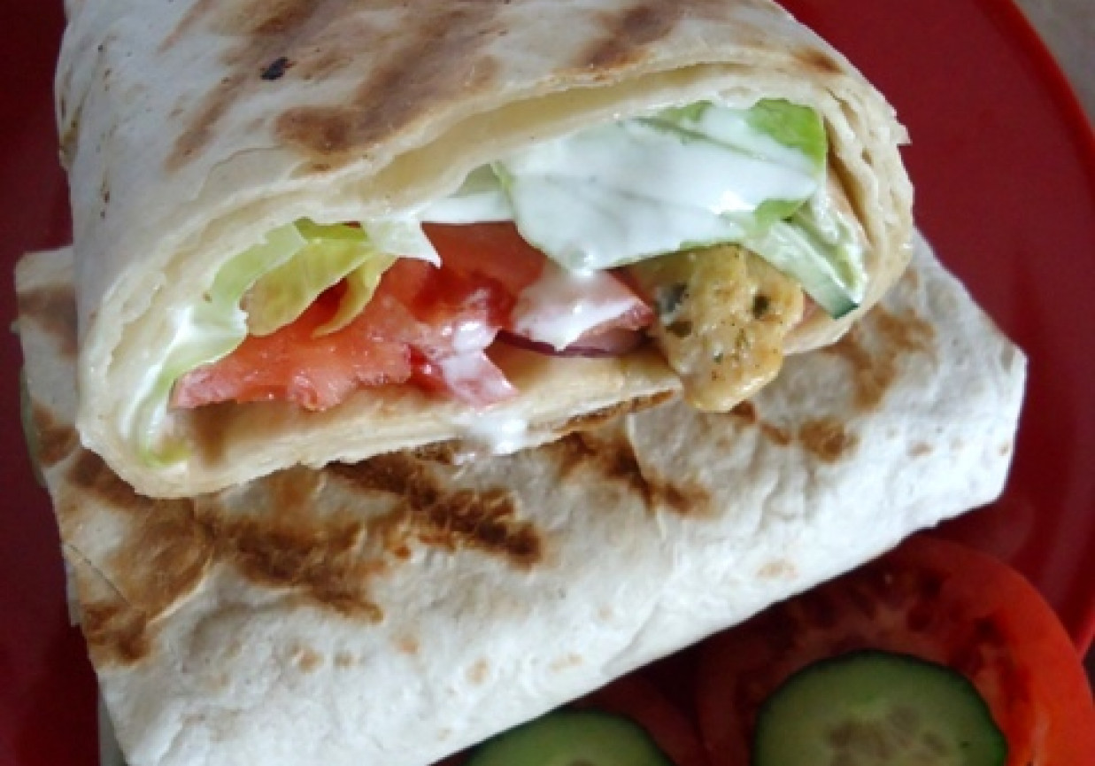 Tortilla z kurczakiem i warzywami DoradcaSmaku.pl