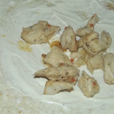 Krok 9 - Tortilla z kurczakiem. foto