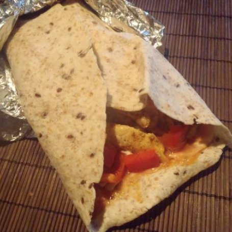 Krok 3 - Tortilla z kurczakiem foto