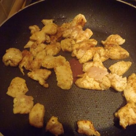Krok 1 - Tortilla z kurczakiem foto