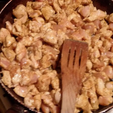 Krok 2 - Tortilla z kurczakiem foto