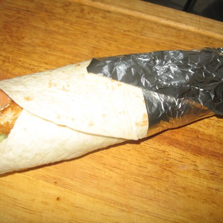 Krok 7 - Tortilla z kurczakiem foto