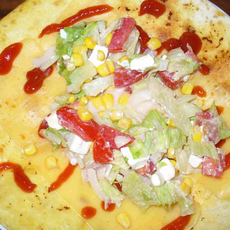 Krok 2 - Tortilla z serem i kurczakiem foto