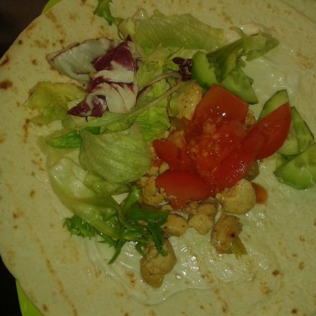 Krok 3 - Tortilla z warzywami foto