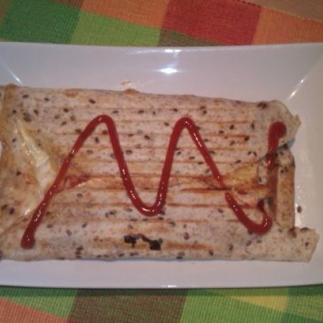 Krok 3 - Tortilla z wędzonym kurczakiem foto