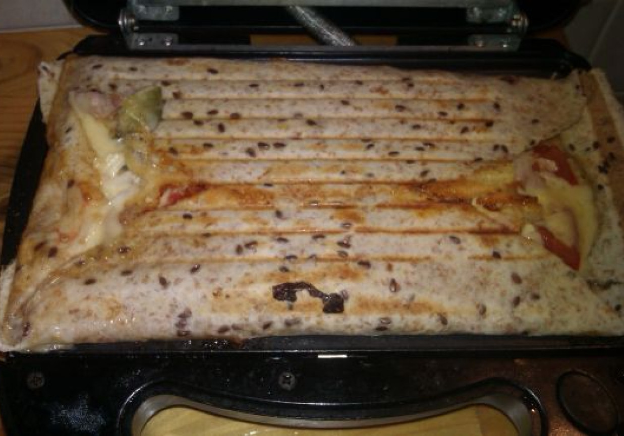 Tortilla z wędzonym kurczakiem foto
