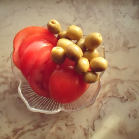 Krok 5 - Tortilla ziemniaczana z pomidorami i oliwkami foto