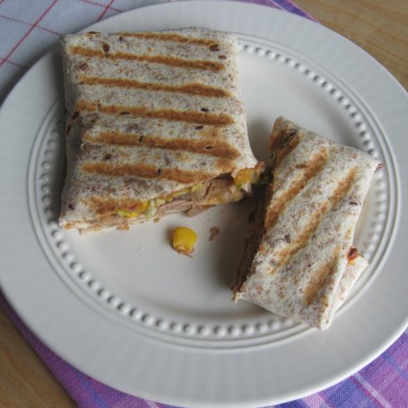 Krok 4 - Tortille z pieczoną wieprzowiną foto