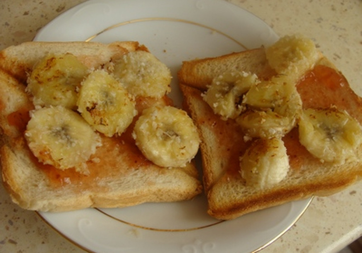 tosty z bananami foto