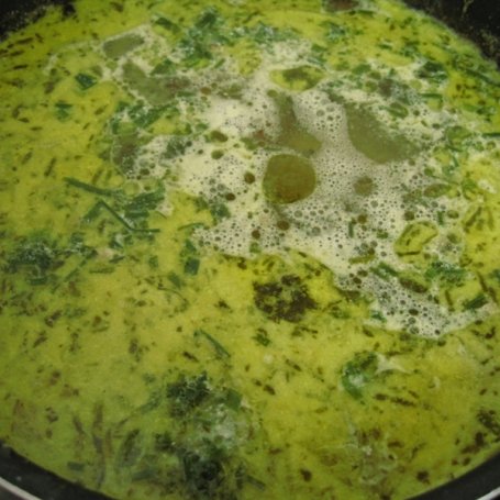 Krok 4 - tradycyjna zupa ogórkowa foto