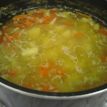 Krok 1 - tradycyjna zupa ogórkowa foto