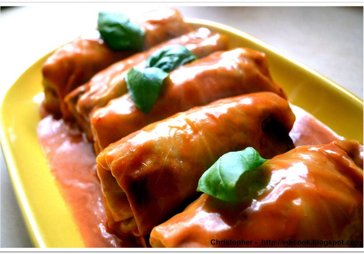 Tradycyjne gołąbki z mięsem i ryżem foto