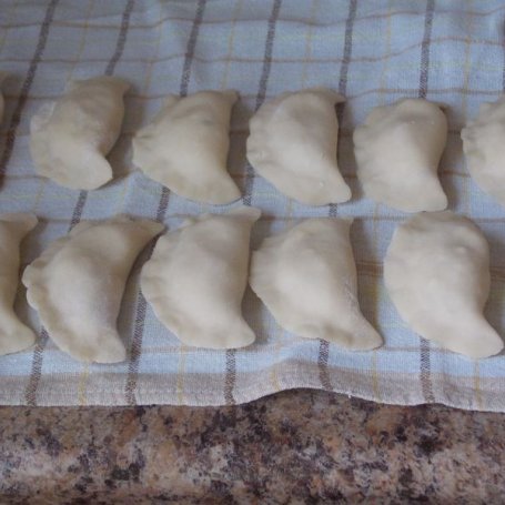 Krok 4 - Tradycyjne pierogi ruskie foto