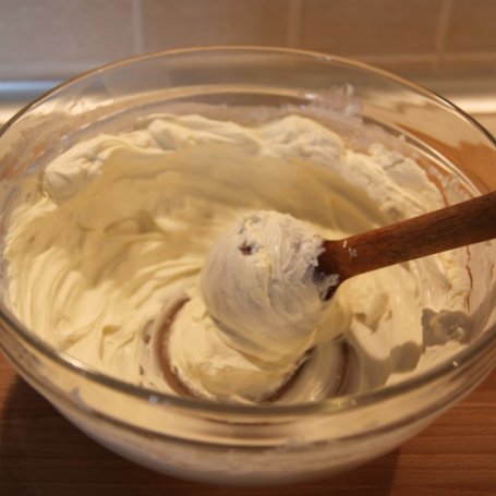 Krok 2 - Tradycyjne włoskie Tiramisu foto