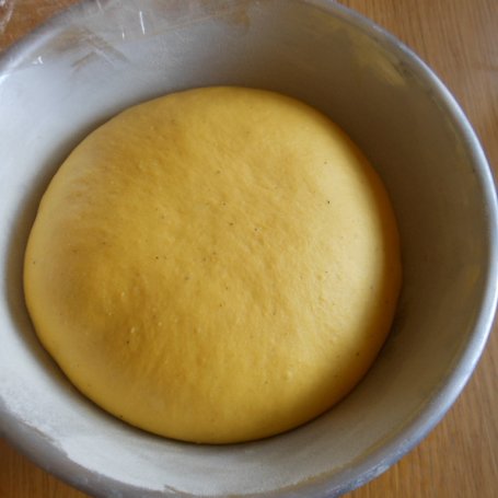 Krok 11 - Tradycyjny włoski chleb wielkanocny (serowy)  foto