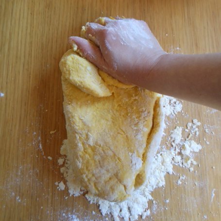 Krok 6 - Tradycyjny włoski chleb wielkanocny (serowy)  foto