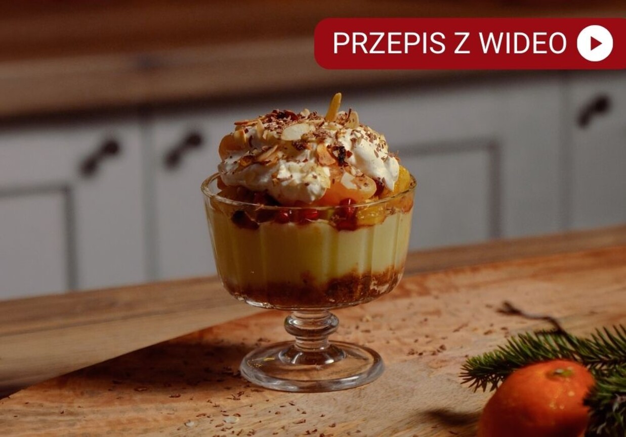Trifle korzenny foto