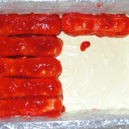 Krok 4 - Truskawkowe tiramisu foto