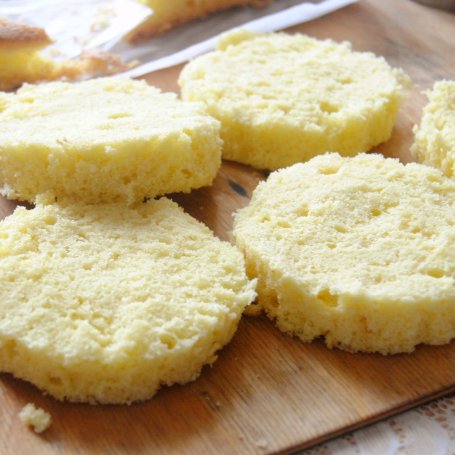 Krok 1 - Truskawkowe wieżyczki foto