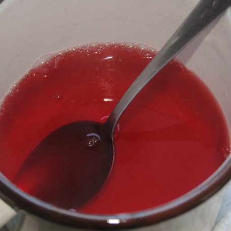 Krok 6 - Truskawkowe wieżyczki foto
