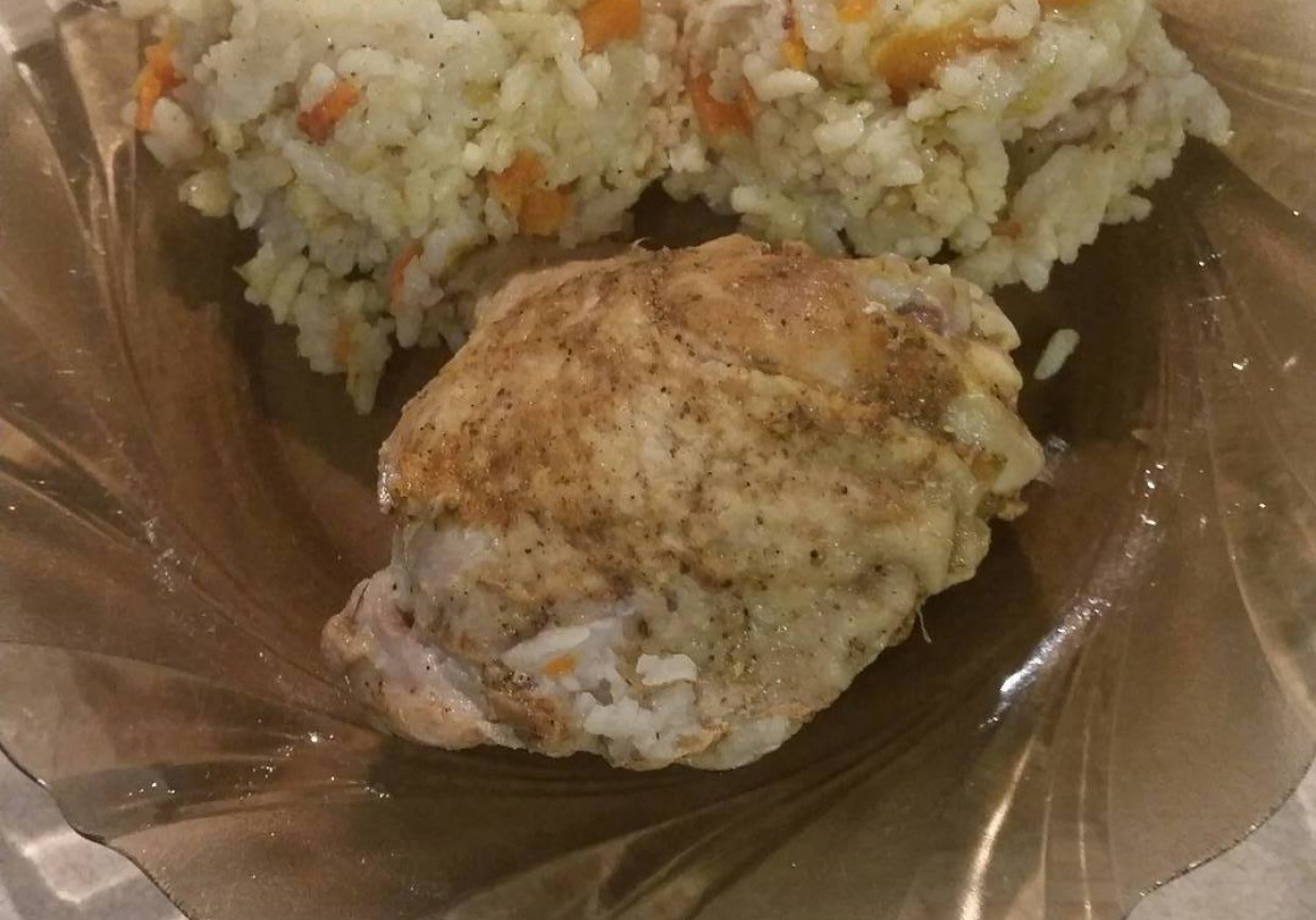 Udka kurczaka pod ryżowa pierzynką   foto