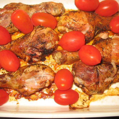 Krok 3 - Udka kurczaka z serem mozzarella i pomidorami foto